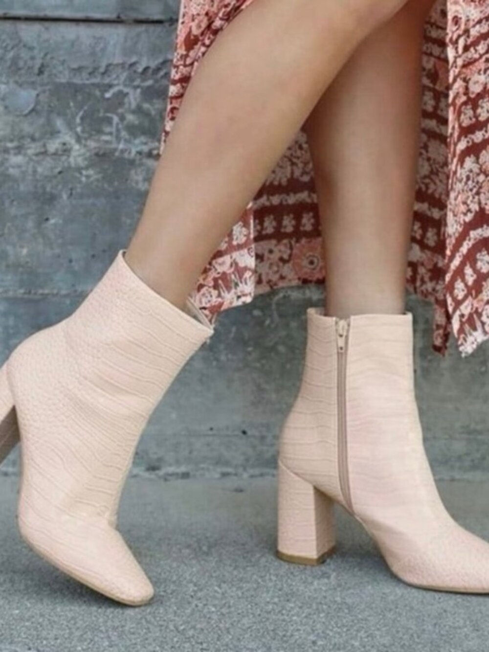 Lulus My Generation Croc Embossed Pale Pink Ankle Boots Heels 7